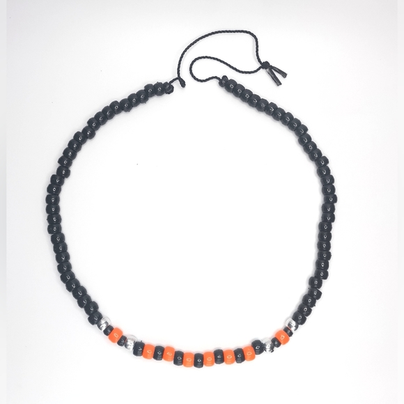 GLOW NECKLACES - Picture 12 of 16